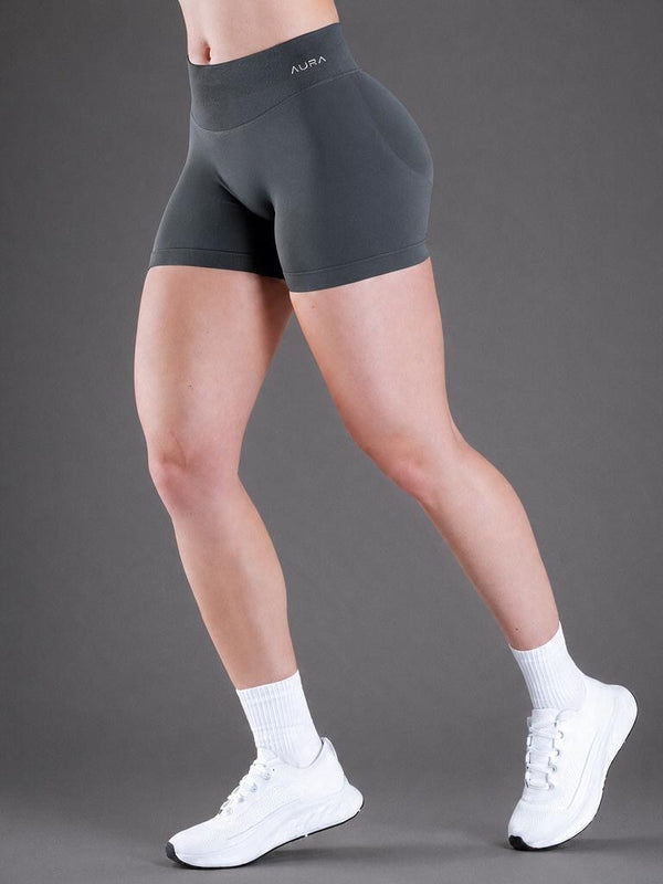 Aura Flow Short